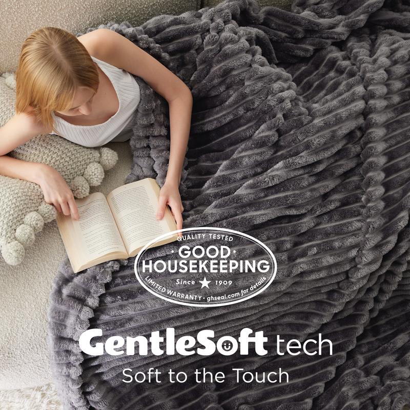 GentleSoft Ribbed Plush Blanket — Ultra-Soft Cozy Throw