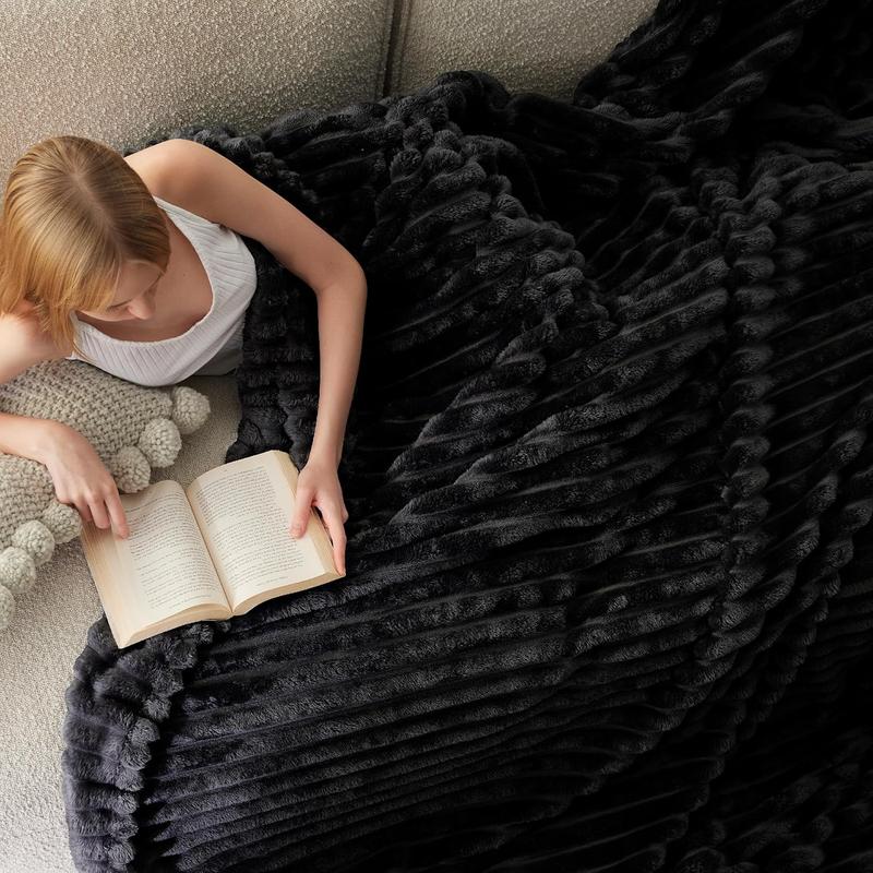GentleSoft Ribbed Plush Blanket — Ultra-Soft Cozy Throw